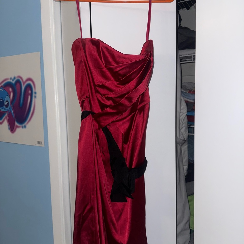 Elegant Red Evening Dress
